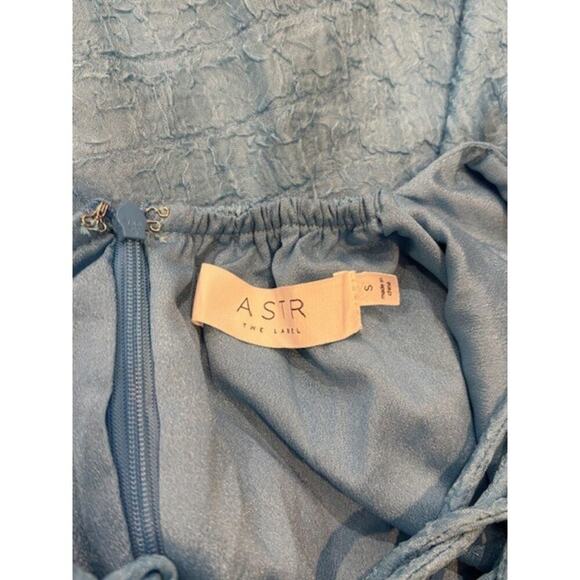 ASTR the Label Crinkle Shoulder Midi Dress – Size Small - Picture 8 of 9